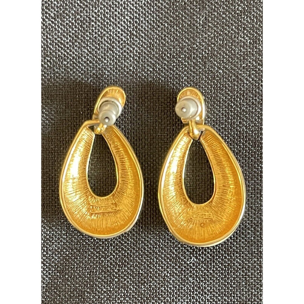 VTG NAPIER Door Knocker Dangle Drop Earrings Oval Gold Tone Metal & Ivory Enamel - Picture 5 of 9